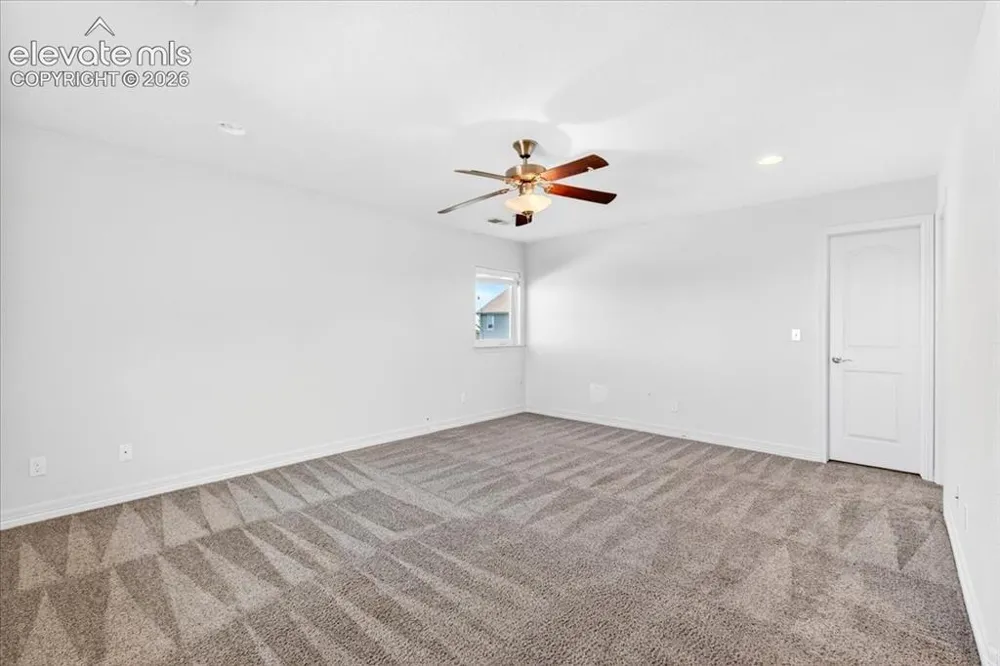56534 E 24th Avenue Strasburg, CO 80136