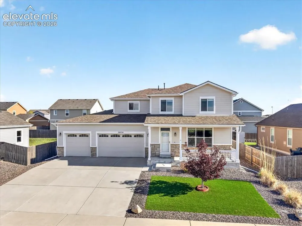 56534 E 24th Avenue Strasburg, CO 80136