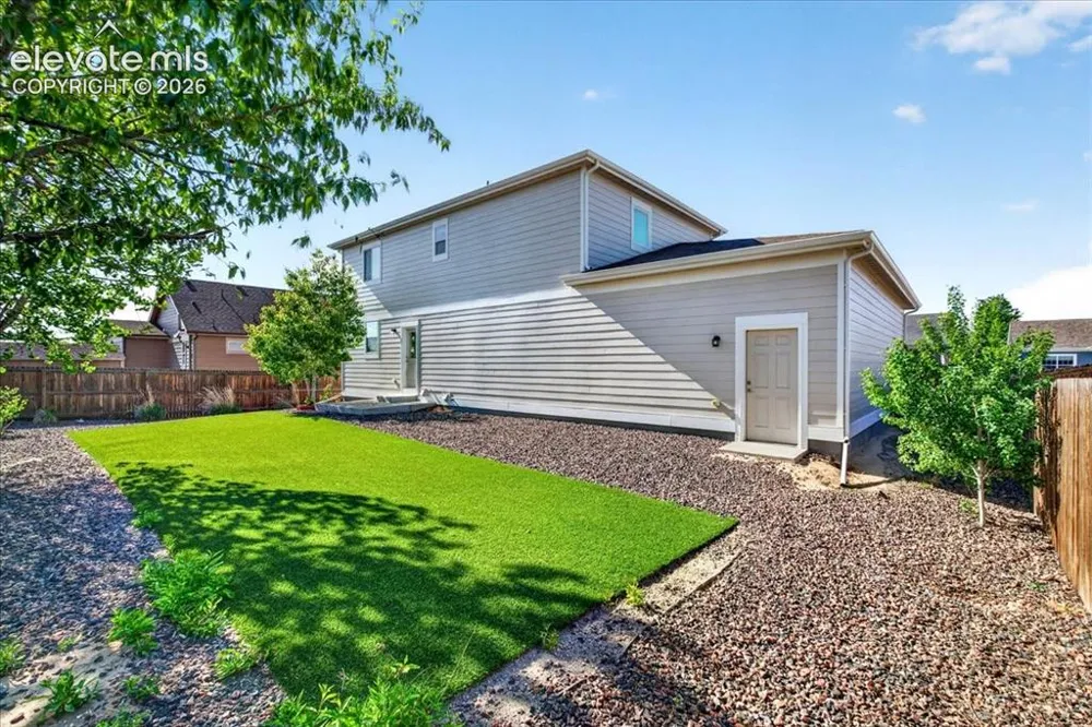 56534 E 24th Avenue Strasburg, CO 80136