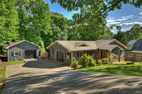 317 Hideaway Place