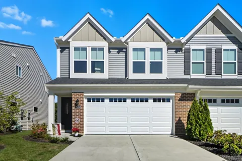 1524 Summerview Lane