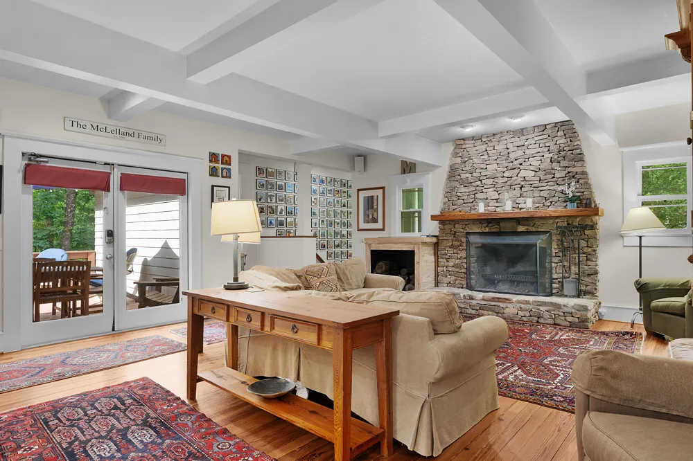 508 Scenic Highway Lookout Mountain, TN 37350