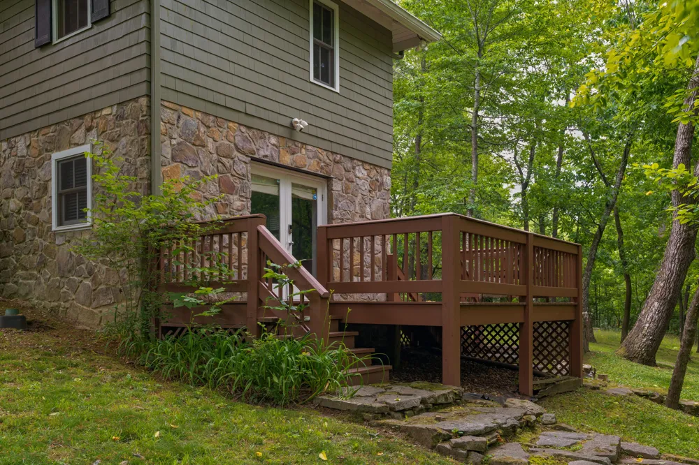 508 Scenic Highway Lookout Mountain, TN 37350