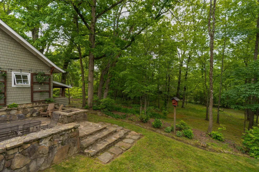 508 Scenic Highway Lookout Mountain, TN 37350