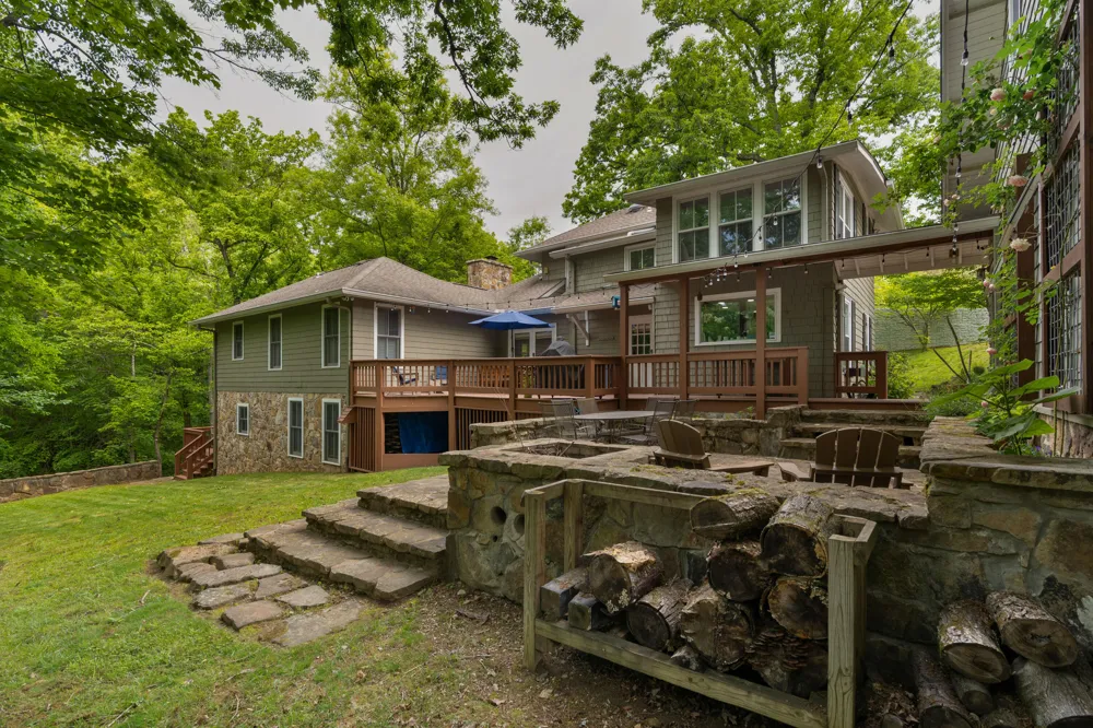 508 Scenic Highway Lookout Mountain, TN 37350