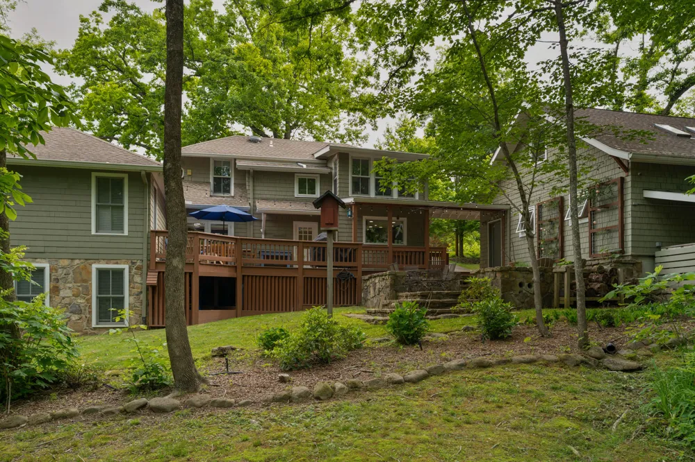 508 Scenic Highway Lookout Mountain, TN 37350