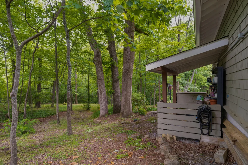 508 Scenic Highway Lookout Mountain, TN 37350