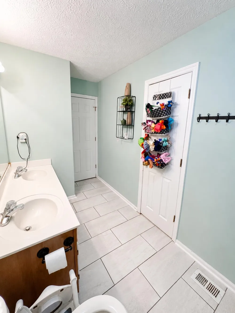 533 Middle View Drive Ringgold, GA 30736