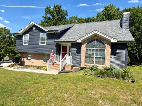 533 Middle View Drive