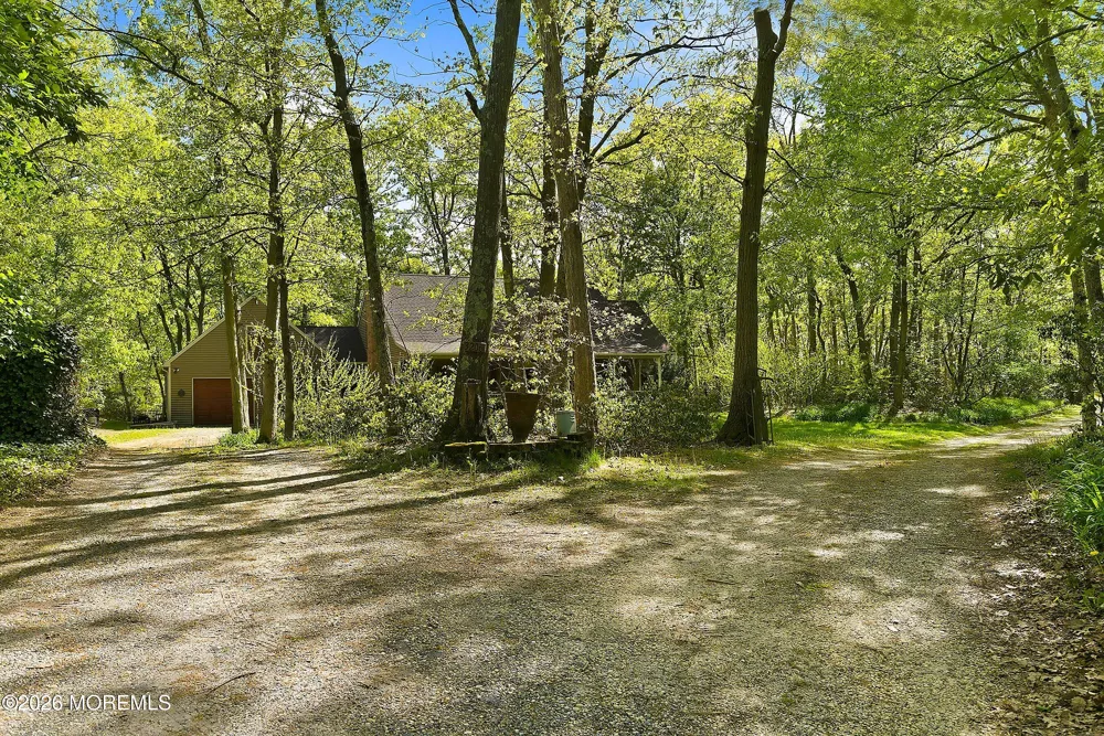 3206 Ridgewood Road Allenwood, NJ 08720