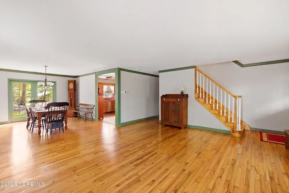 3206 Ridgewood Road Allenwood, NJ 08720