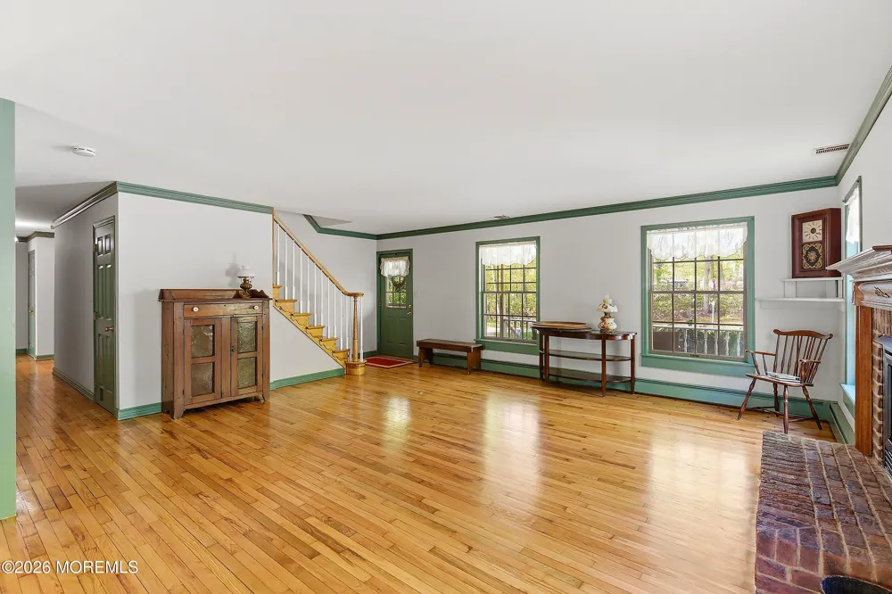 3206 Ridgewood Road Allenwood, NJ 08720