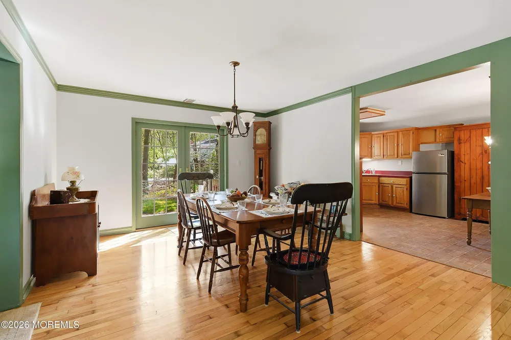 3206 Ridgewood Road Allenwood, NJ 08720