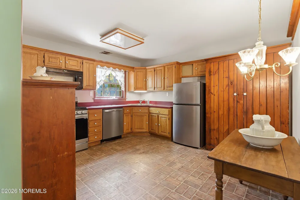 3206 Ridgewood Road Allenwood, NJ 08720