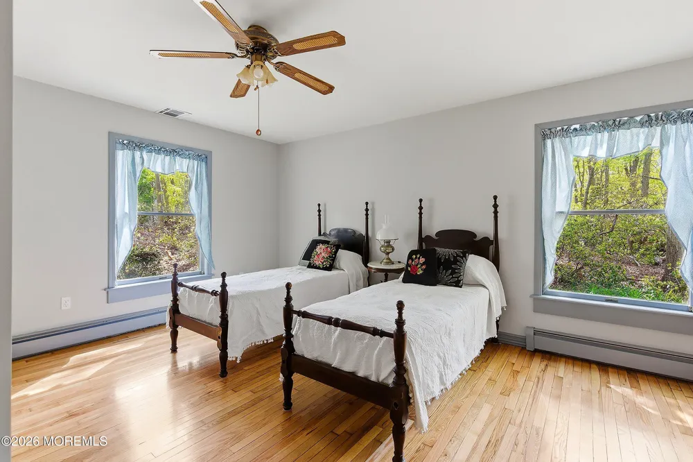 3206 Ridgewood Road Allenwood, NJ 08720