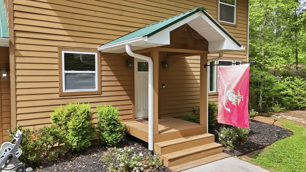 Underburg Ln Franklin, NC 28734