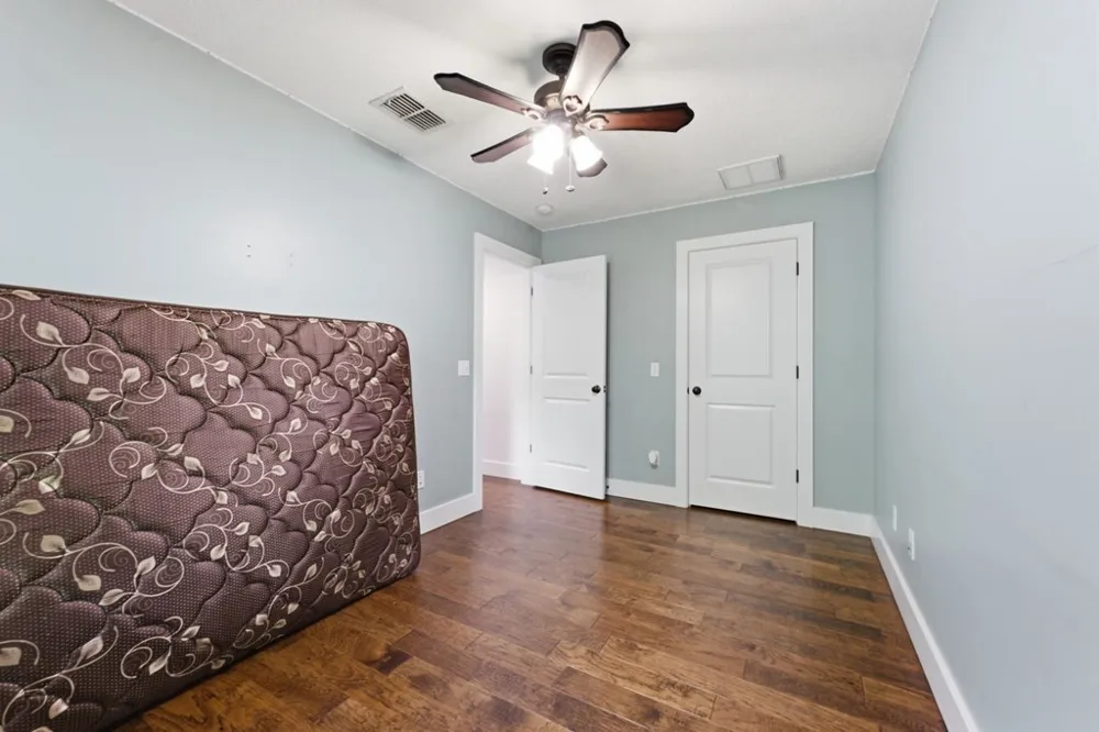 Underburg Ln Franklin, NC 28734
