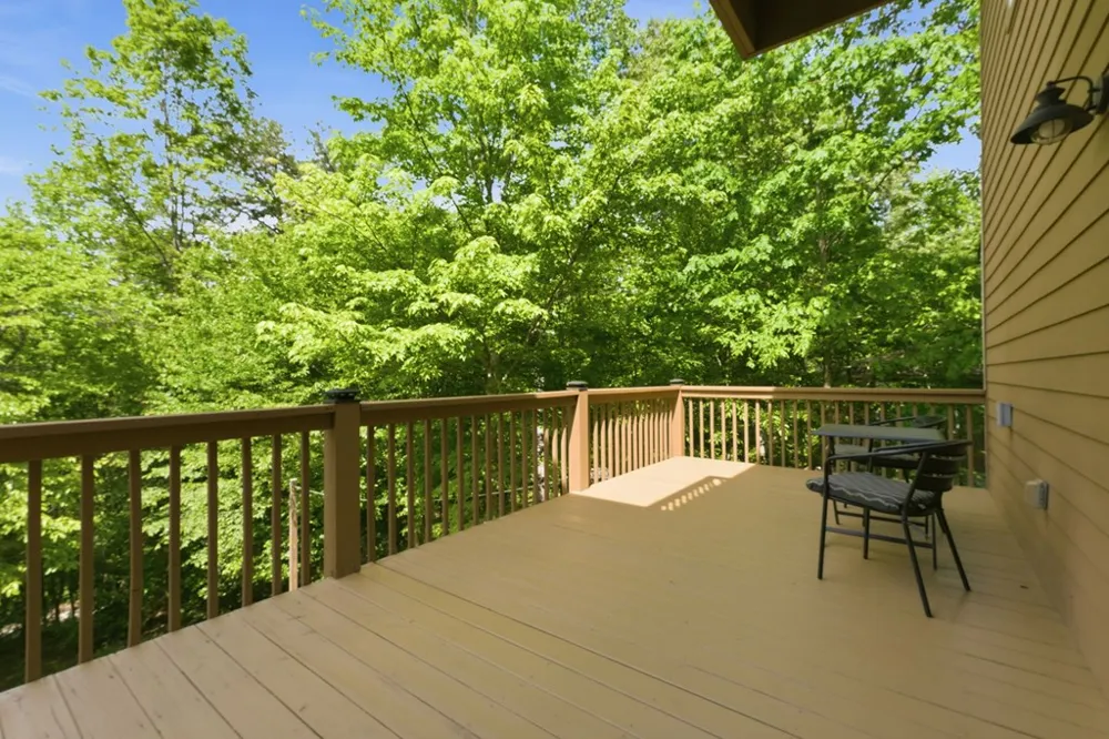 Underburg Ln Franklin, NC 28734