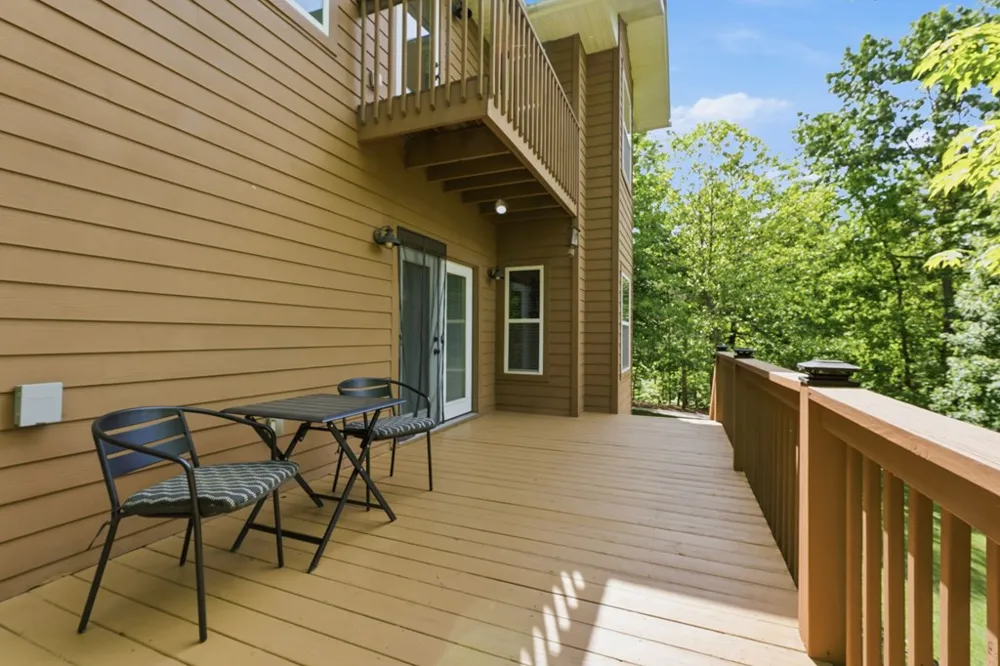 Underburg Ln Franklin, NC 28734