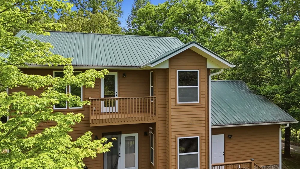 Underburg Ln Franklin, NC 28734
