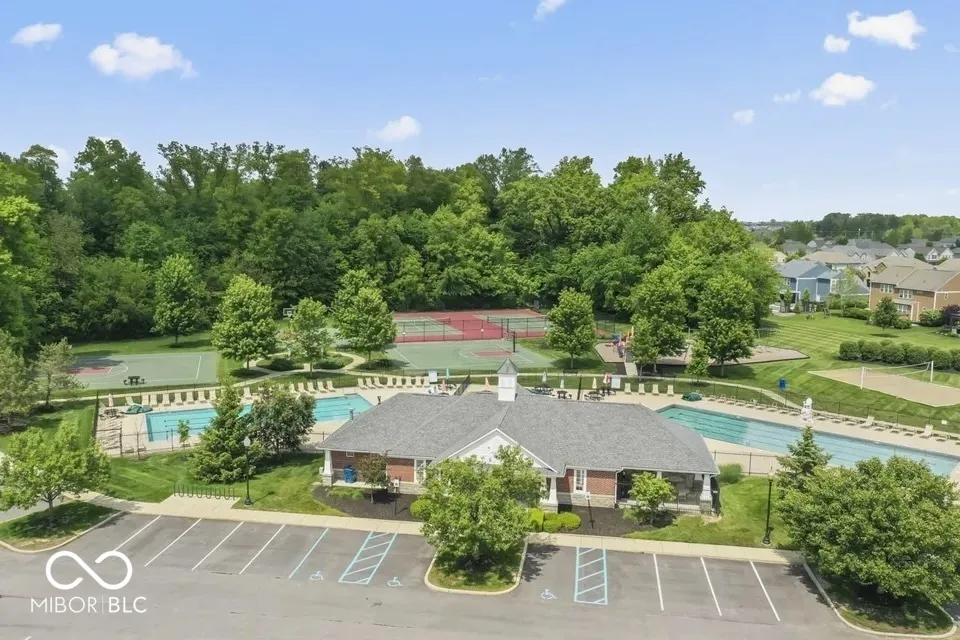 12696 Tamworth Drive Fishers, IN 46037