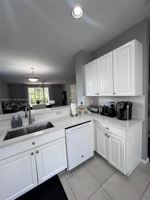 681 NW 42nd Ave #-