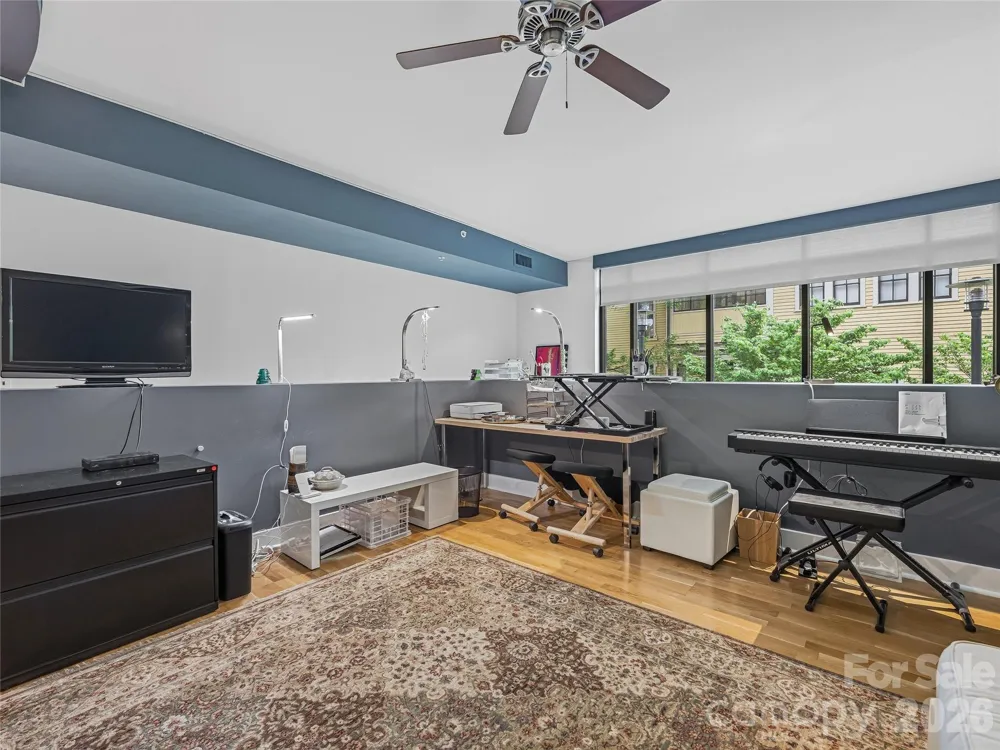 60 Market Street #107 Asheville, NC 28801