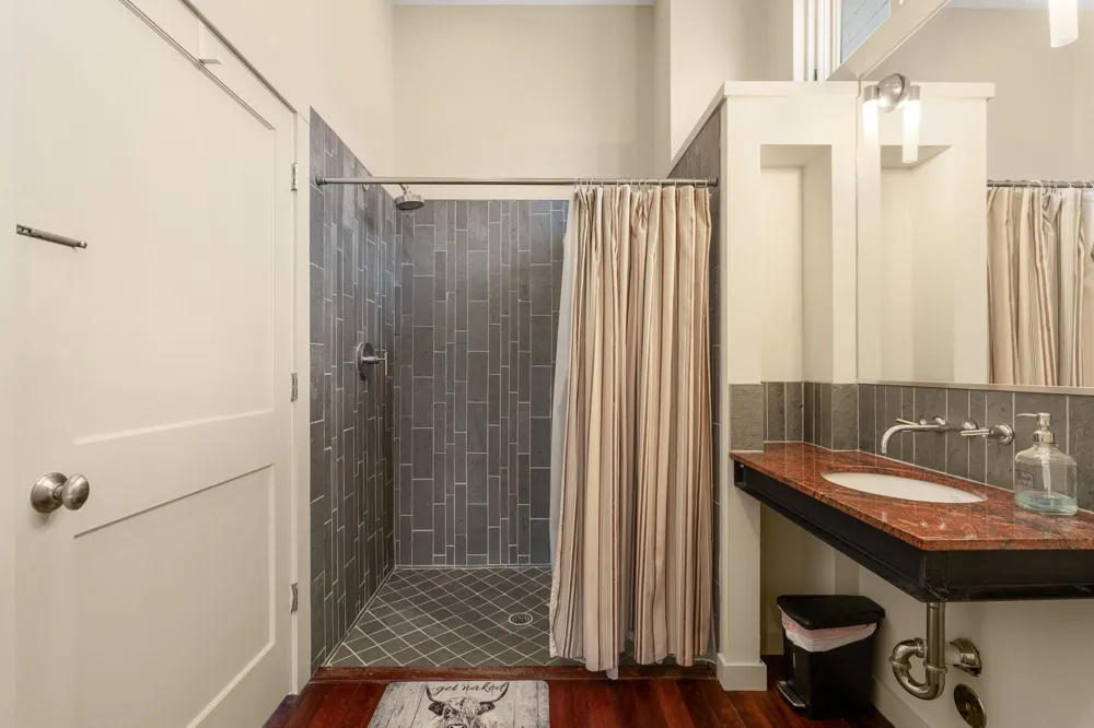 4015 Guadalupe Street #A Austin, TX 78751