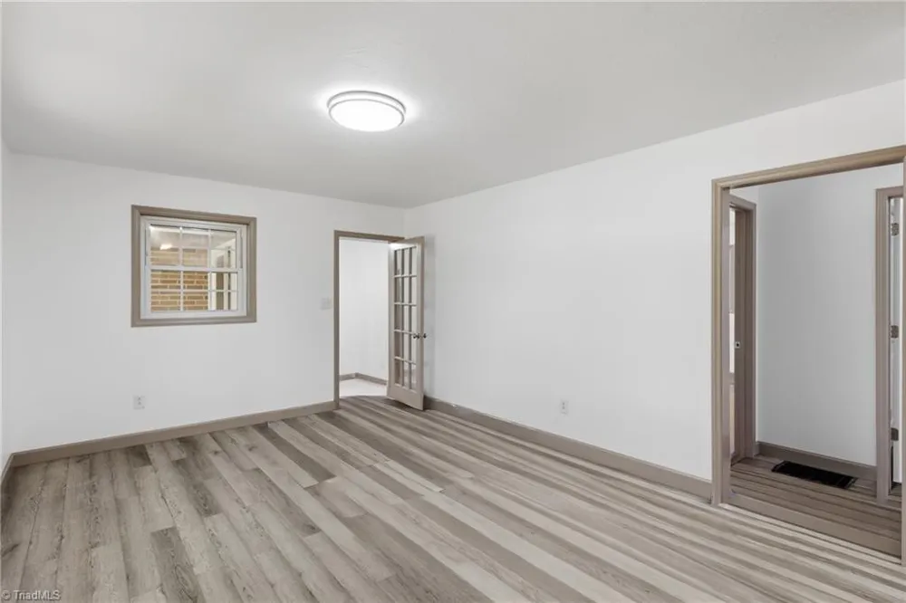 954 Parsonsville Road Purlear, NC 28665