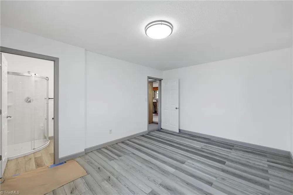 954 Parsonsville Road Purlear, NC 28665