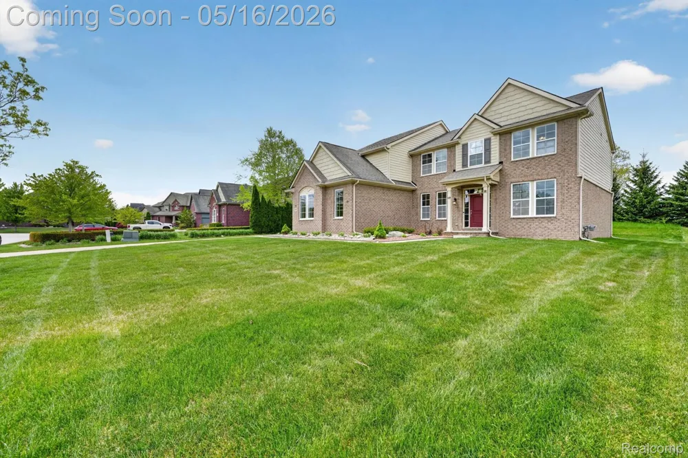54908 Grenelefe Circle W Lyon Charter Township, MI 48178