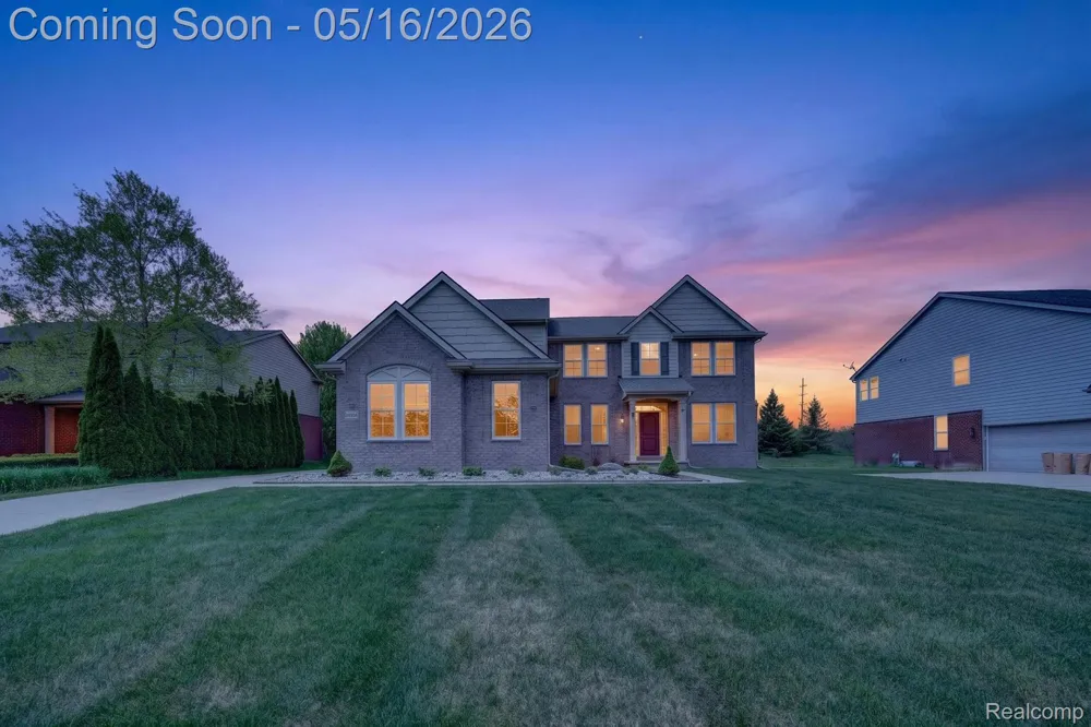 54908 Grenelefe Circle W Lyon Charter Township, MI 48178