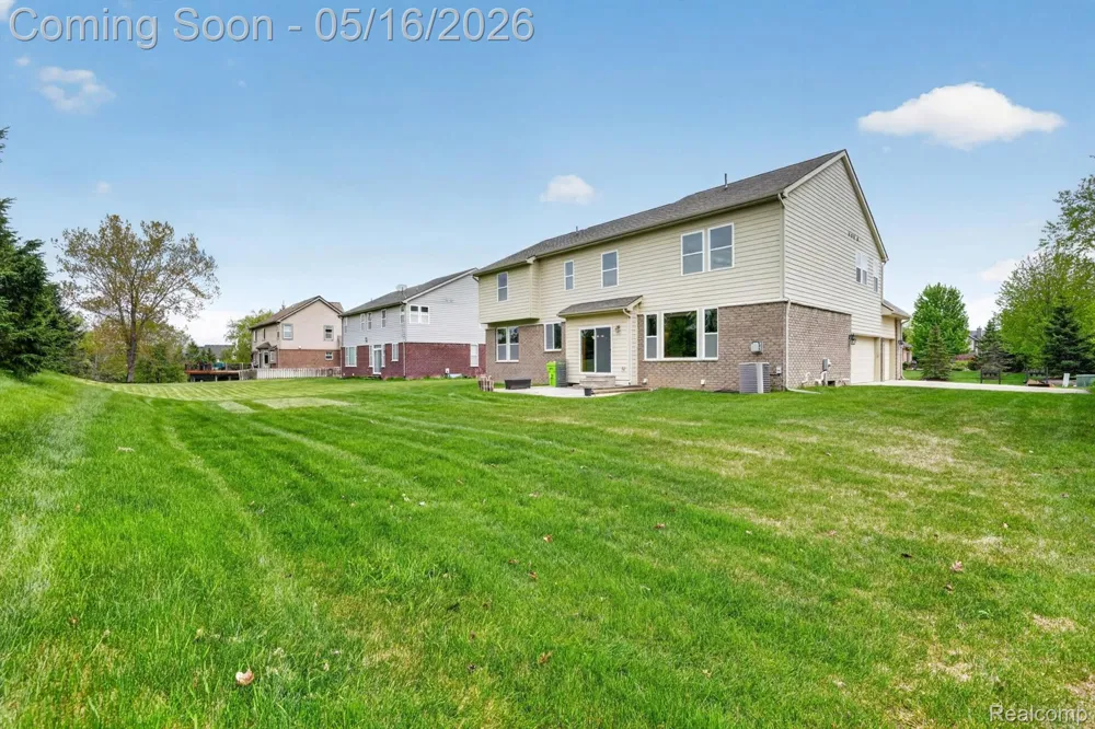 54908 Grenelefe Circle W Lyon Charter Township, MI 48178