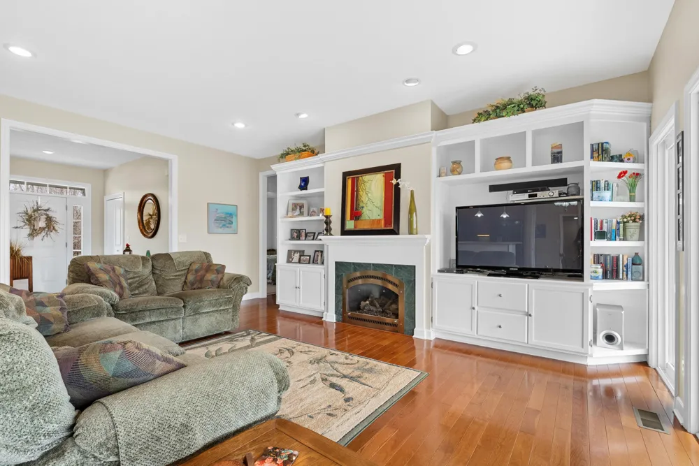 3220 Fairhaven Drive Allegan Township, MI 49010