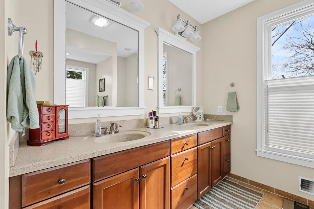 3220 Fairhaven Drive Allegan Township, MI 49010