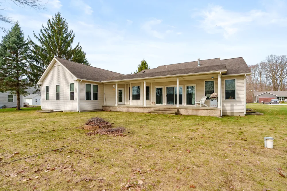 3220 Fairhaven Drive Allegan Township, MI 49010