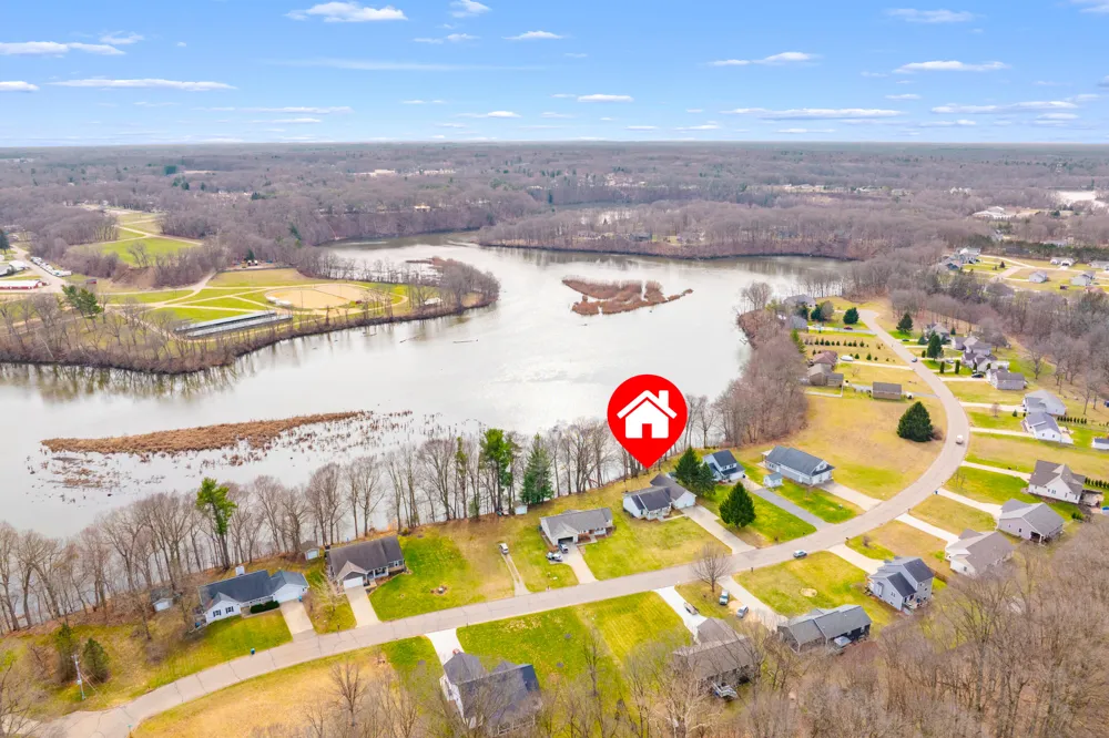 3220 Fairhaven Drive Allegan Township, MI 49010