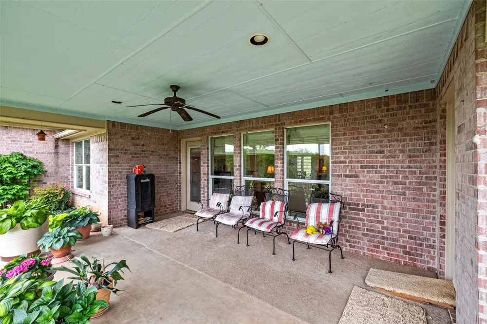 2809 Wind Point Court Tolar, TX 76476