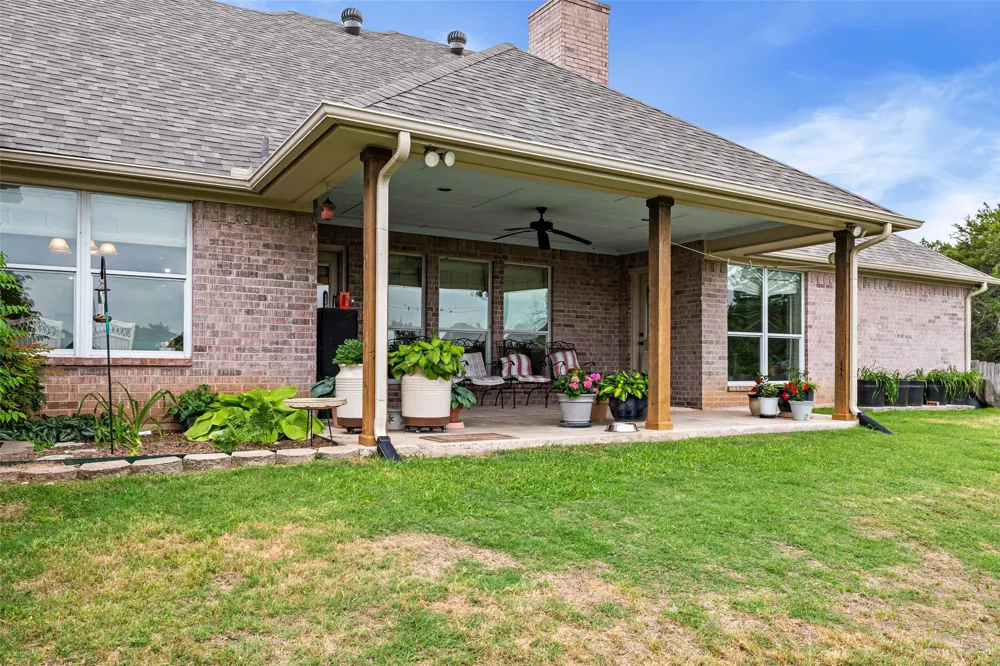 2809 Wind Point Court Tolar, TX 76476