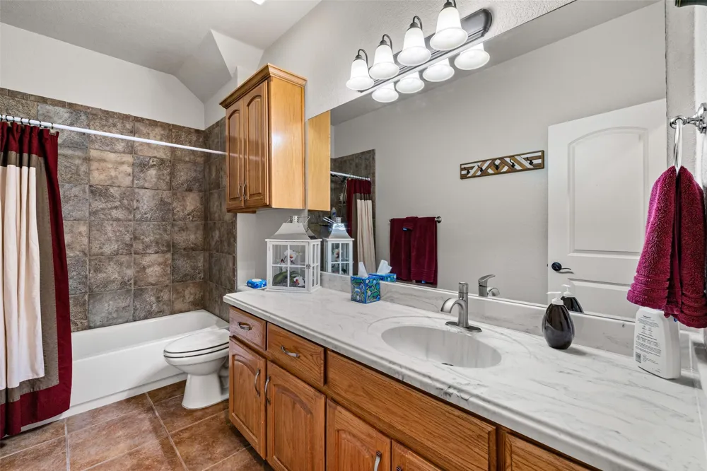 2809 Wind Point Court Tolar, TX 76476