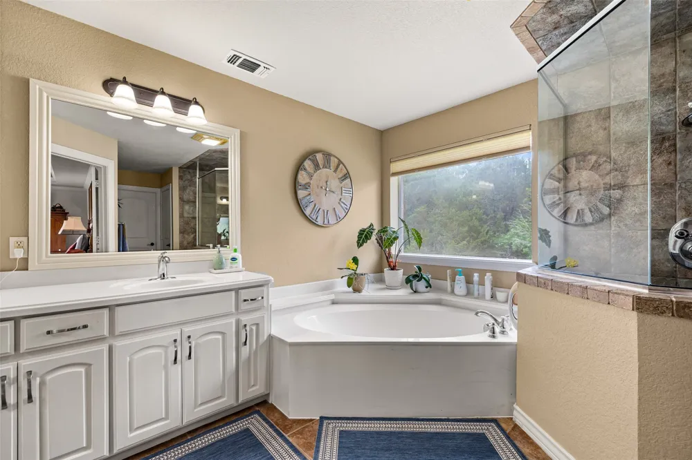 2809 Wind Point Court Tolar, TX 76476