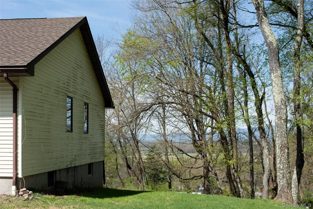 97 Spencer Drive Red Hook, NY 12571