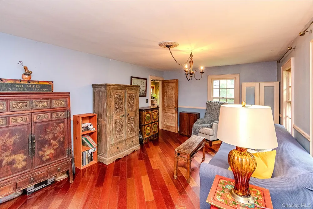 406 Upper Mountain Road Pine Bush, NY 12566