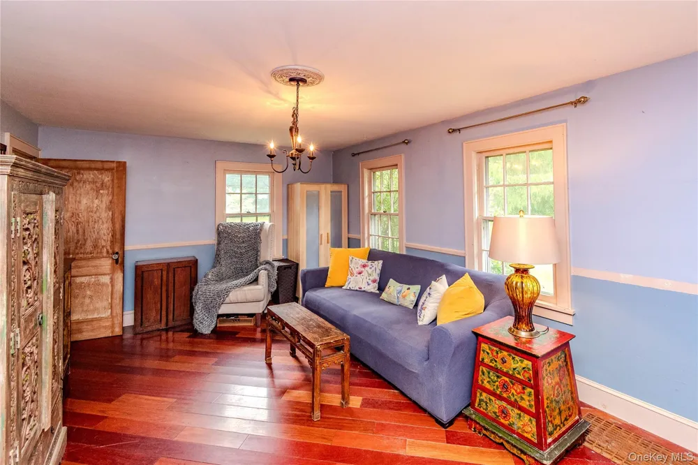 406 Upper Mountain Road Pine Bush, NY 12566