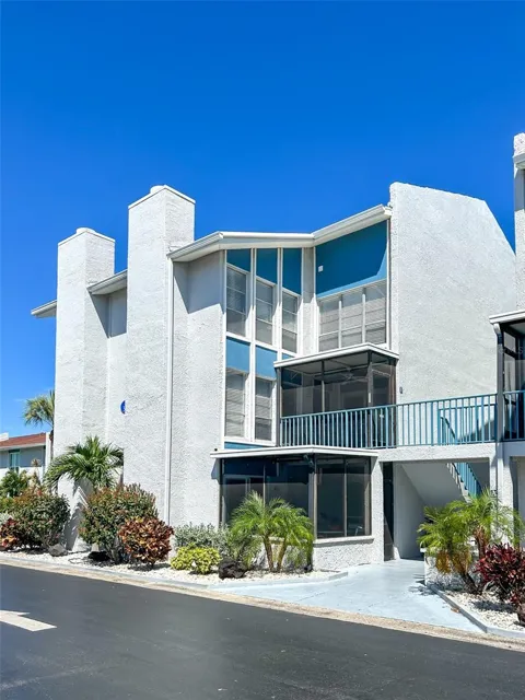 315 MEDALLION BOULEVARD #F