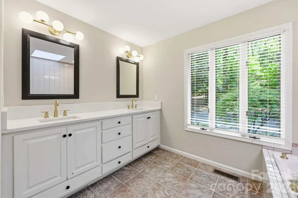 16311 Croatan Court #124 Norwood, NC 28128