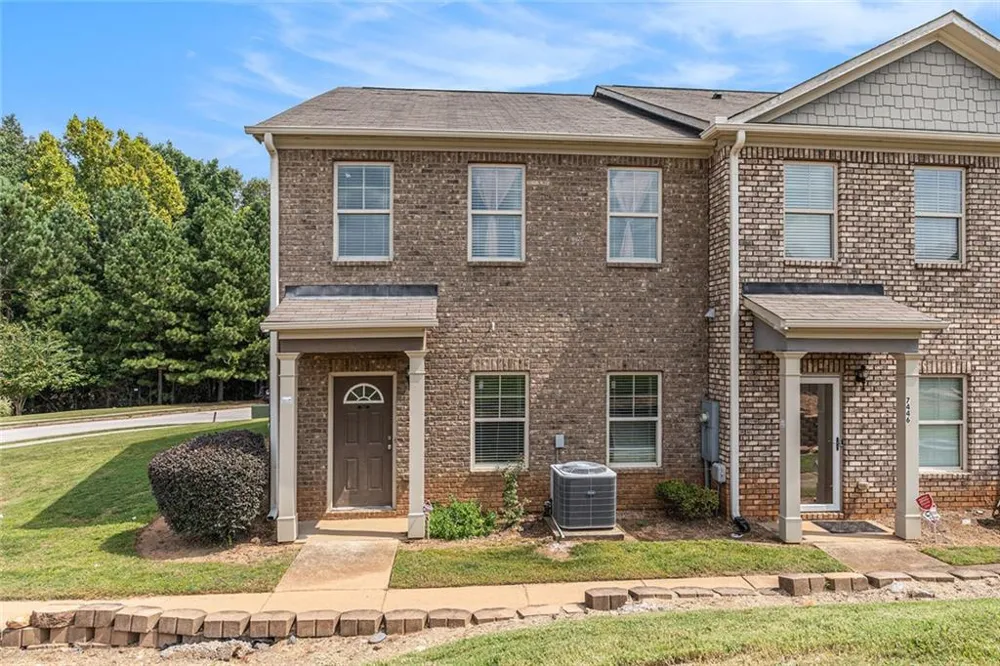 7442 Pine Brook Road Stockbridge, GA 30281