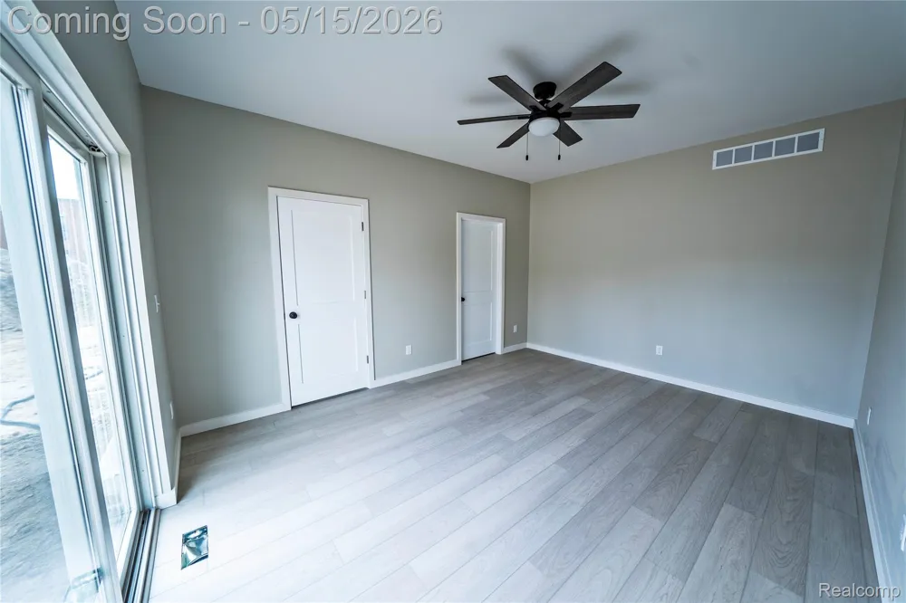 3571 7th Street Wyandotte City, MI 48192