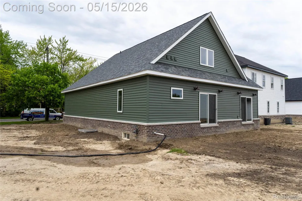 3571 7th Street Wyandotte City, MI 48192