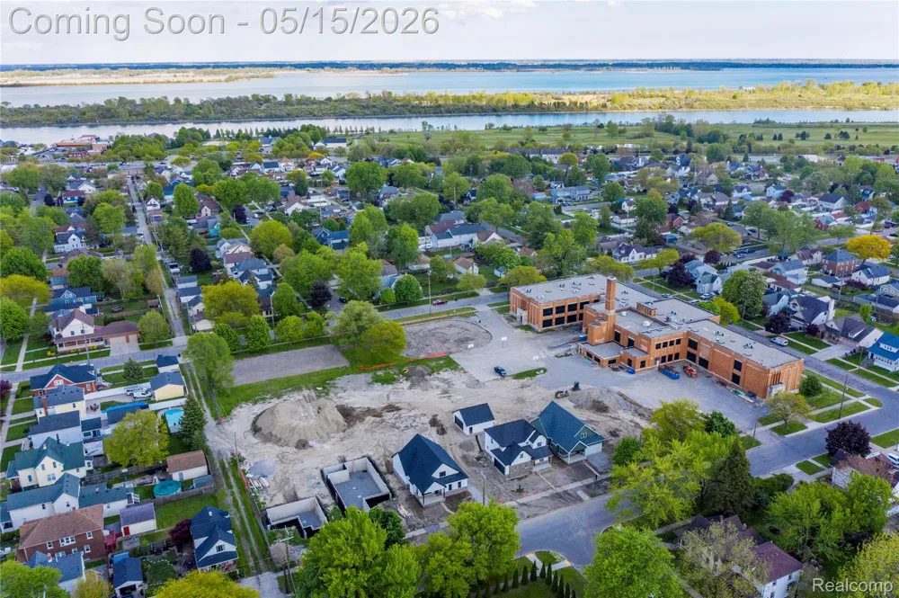 3571 7th Street Wyandotte City, MI 48192